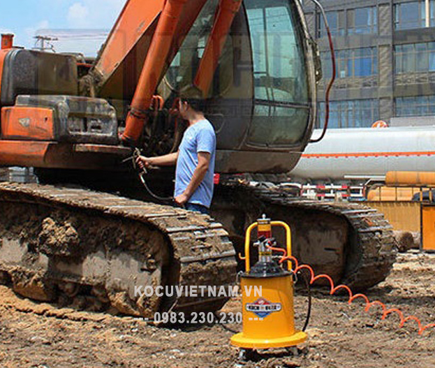 Máy bơm mỡ khí nén Kocu GZ-10